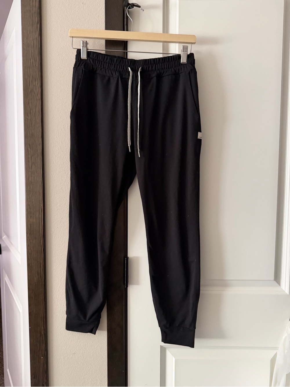 Vuori Women's Performance Joggers